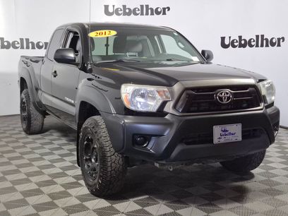 Used 2012 Toyota Tacoma 4x4 Access Cab V6 w/ Convenience Pkg