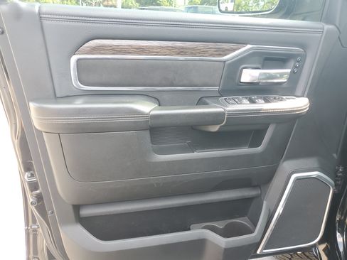 Used 2021 RAM 2500 Laramie AWD/4WD image 10