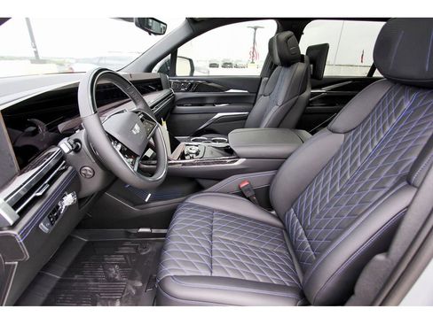 New 2026 Cadillac Escalade IQL Luxury image 6