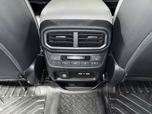 Used 2023 Honda Pilot Elite image 33