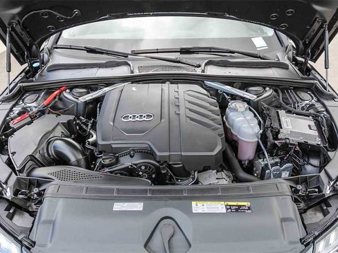 Used 2023 Audi A4 2.0T Premium w/ Convenience Package image 27