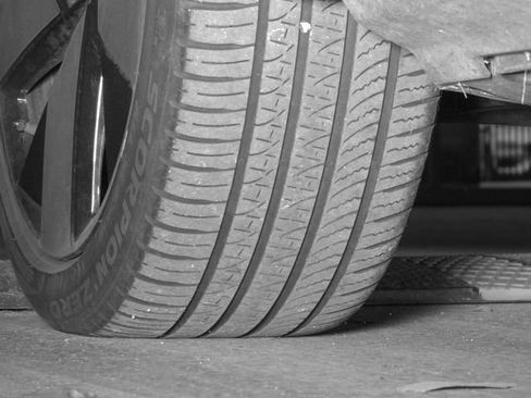 Used 2023 Volvo XC40 Recharge Ultimate w/ Protection Package Premier image 10