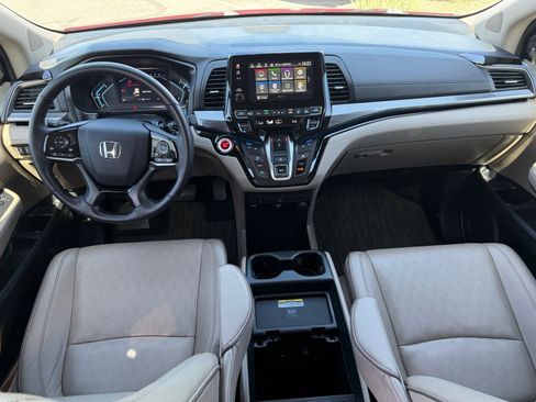 Used 2024 Honda Odyssey Elite image 26