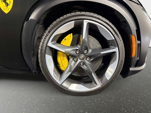 Used 2024 Ferrari Purosangue image 21