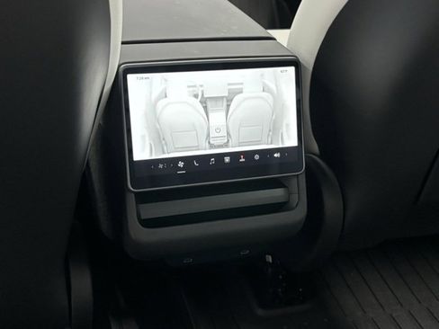 Used 2025 Tesla Model 3 Long Range image 10