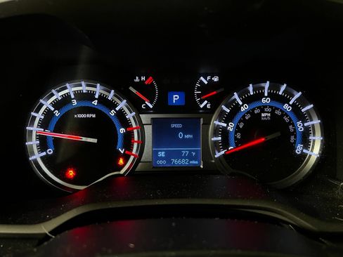 Used 2016 Toyota 4Runner SR5 RWD image 10