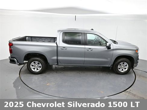 Used 2025 Chevrolet Silverado 1500 LT image 38