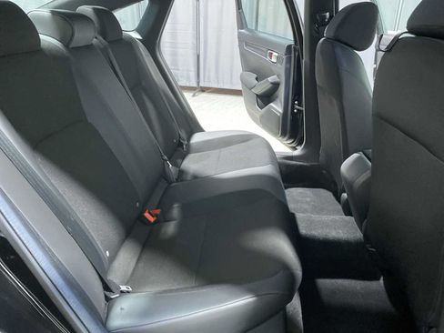Used 2023 Honda Civic Sport image 13