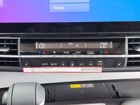 New 2026 Toyota Sienna XLE image 18