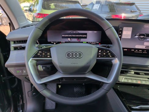 Used 2026 Audi Q3 quattro 2.0T AWD/4WD image 18