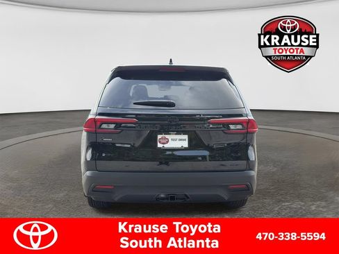 New 2026 Toyota Grand Highlander XLE FWD image 6