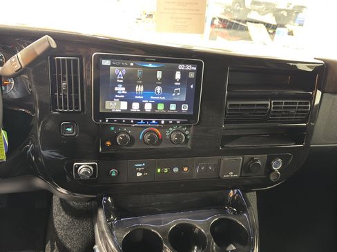 New 2025 GMC Savana 2500 Extended w/ Driver Convenience Package image 45