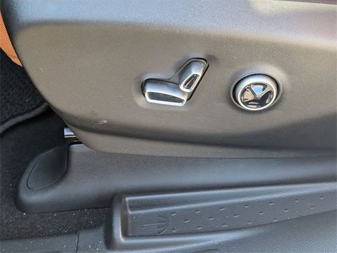 New 2026 Chrysler Pacifica Pinnacle image 14