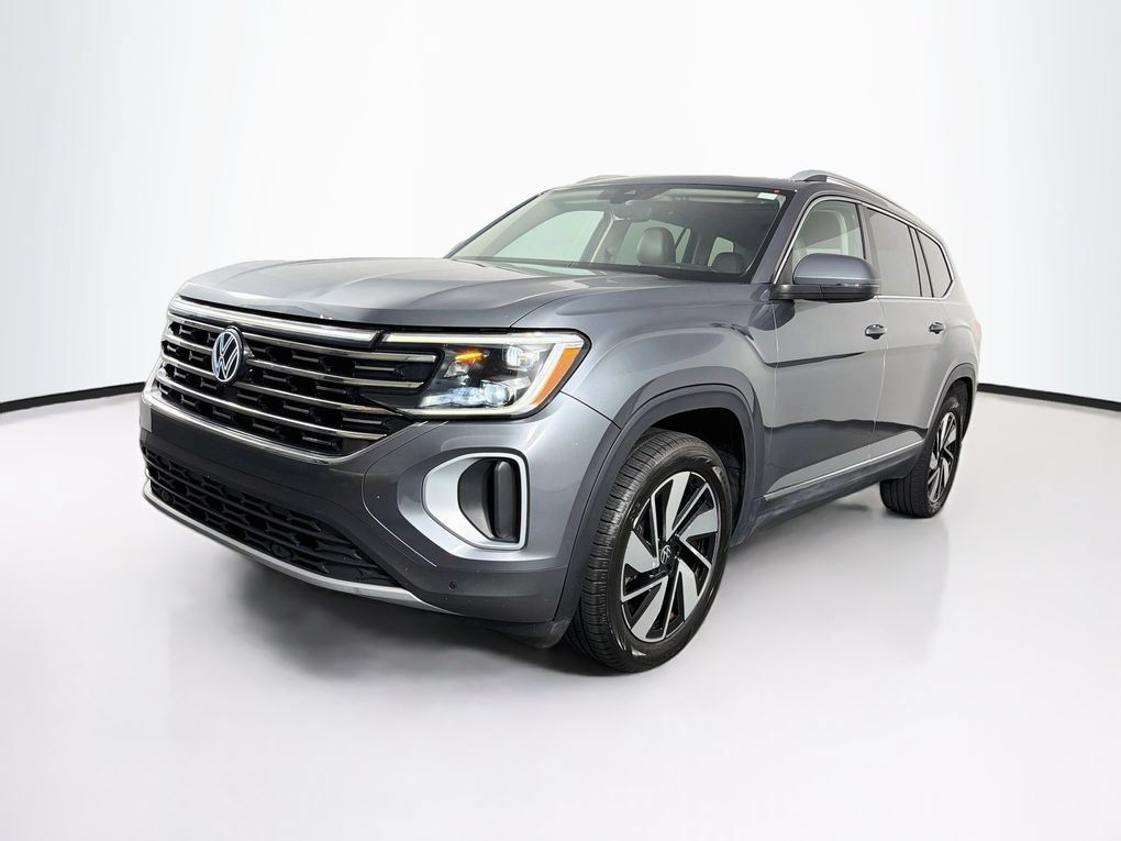 Used 2024 Volkswagen Atlas SEL AWD/4WD image 3