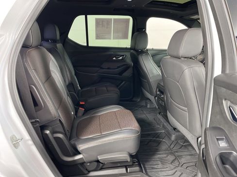 Certified 2023 Chevrolet Traverse High Country w/ LPO, Floor Liner Package image 8