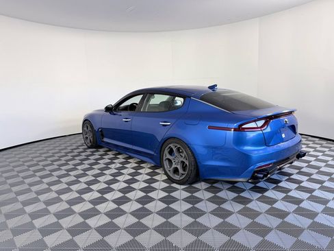 Used 2018 Kia Stinger Premium image 5