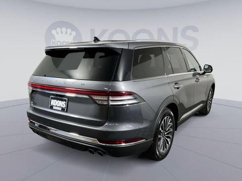 Used 2023 Lincoln Aviator Reserve w/ Equipment Group 201A AWD/4WD image 7