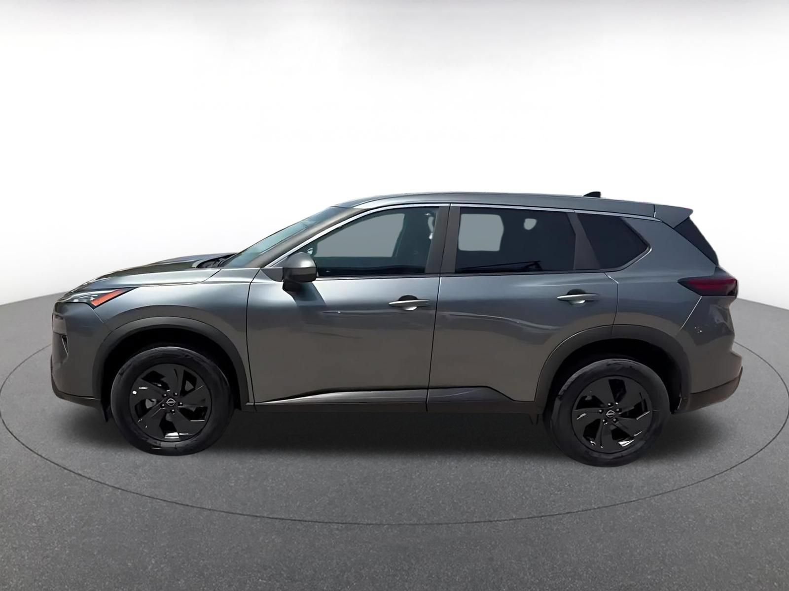 Used 2026 Nissan Rogue SV AWD/4WD image 8