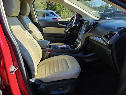 Used 2022 Ford Edge SEL w/ Convenience Package image 14