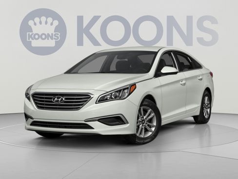 Used 2017 Hyundai Sonata SE FWD image 1