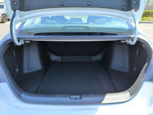 Used 2025 Honda Accord SE image 31