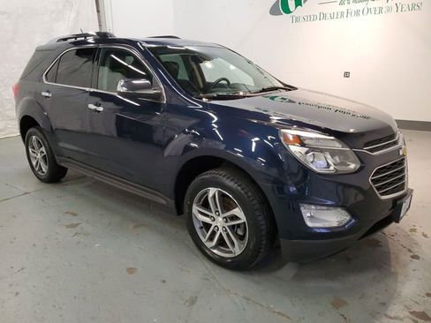 Used 2016 Chevrolet Equinox LTZ w/ Enhanced Convenience Package image 8