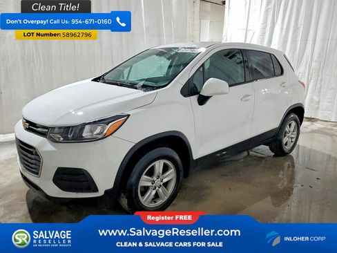 Used 2021 Chevrolet Trax LS w/ Fleet Convenience Package AWD/4WD image 1
