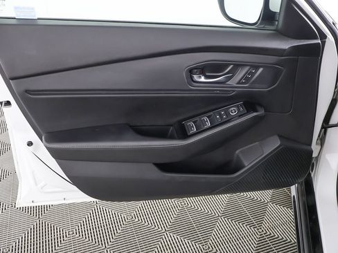 Used 2023 Honda Accord Touring image 25