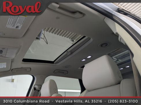 Used 2023 Buick Enclave Essence w/ Experience Buick Package image 27