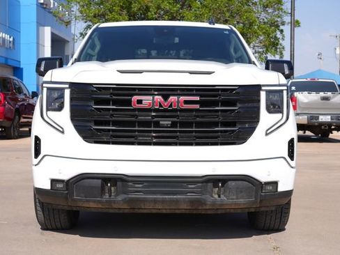 Used 2024 GMC Sierra 1500 Elevation w/ Preferred Package AWD/4WD image 8