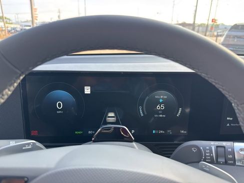 New 2025 Hyundai Ioniq 5 SEL image 38