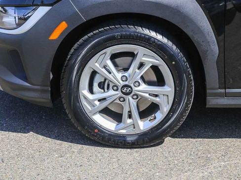 Certified 2022 Hyundai Kona SEL w/ Cargo Package AWD/4WD image 11
