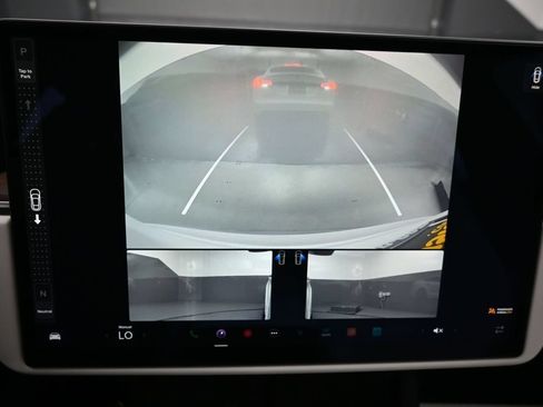 Used 2023 Tesla Model S AWD/4WD image 21
