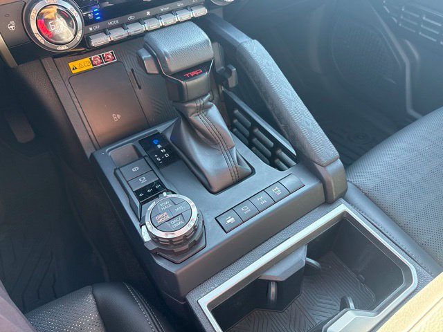 Used 2024 Toyota Tacoma TRD Off-Road w/ TRD Off Road Premium Package AWD/4WD image 32