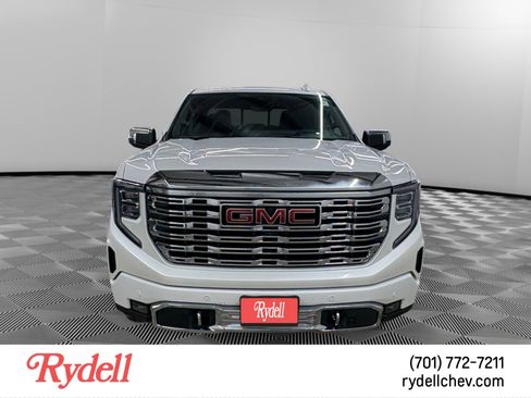 Used 2023 GMC Sierra 1500 Denali w/ Technology Package image 8