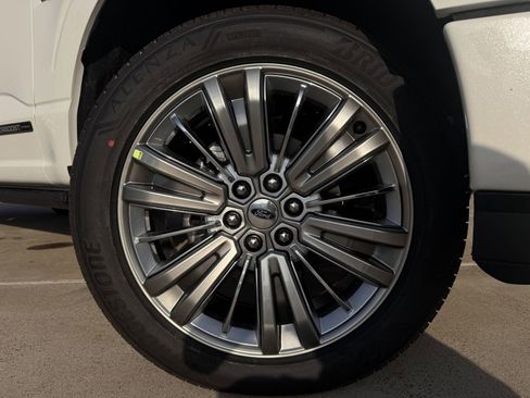 New 2026 Ford F150 Platinum AWD/4WD image 8