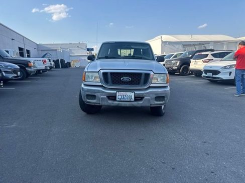 Used 2004 Ford Ranger XLT AWD/4WD image 2