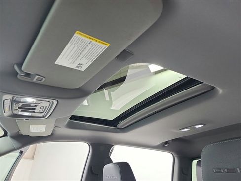 Used 2019 GMC Sierra 1500 Denali w/ Denali Ultimate Package image 22