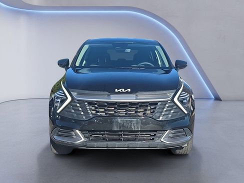 Used 2024 Kia Sportage LX image 8