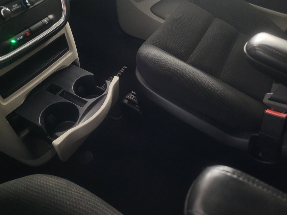 Used 2017 Dodge Grand Caravan SE w/ Power Window Group FWD image 26