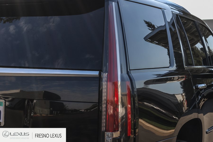 Used 2016 Cadillac Escalade Luxury RWD image 7