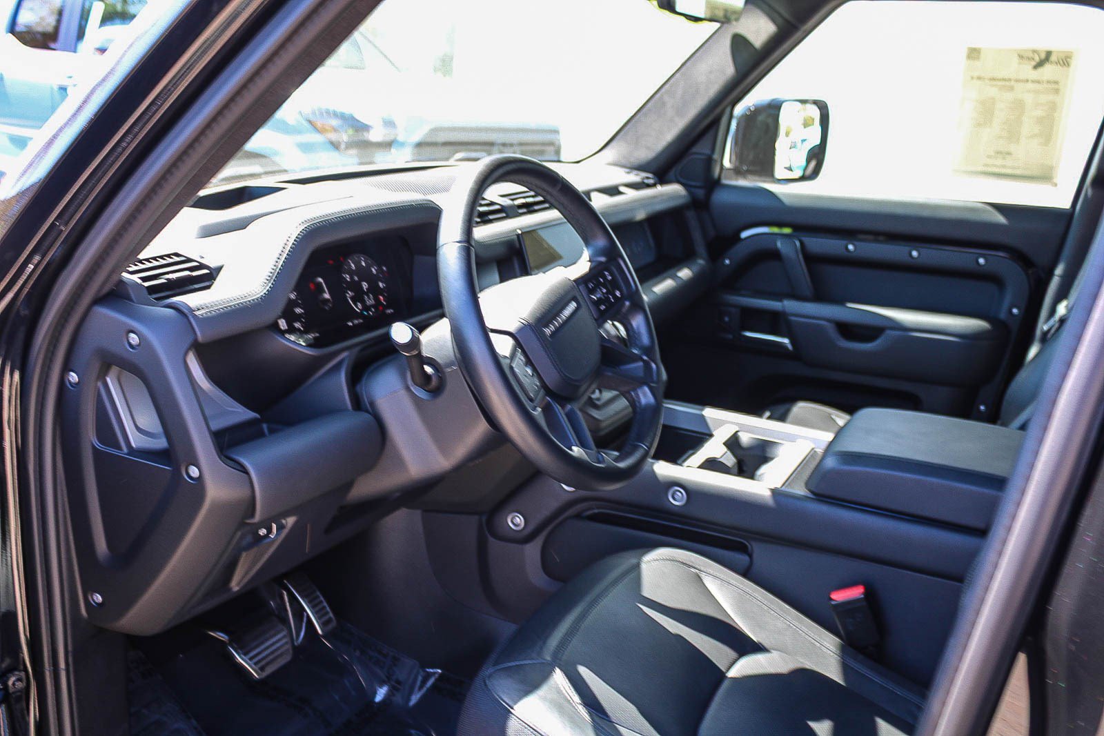 Used 2025 Land Rover Defender 130 X AWD/4WD image 19