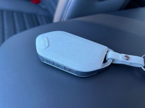 Used 2024 Kia EV9 Land image 33