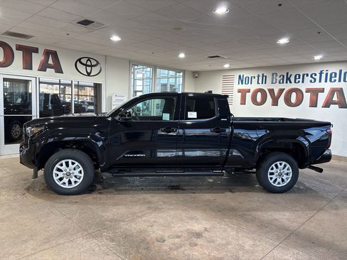 New 2026 Toyota Tacoma SR5 image 7