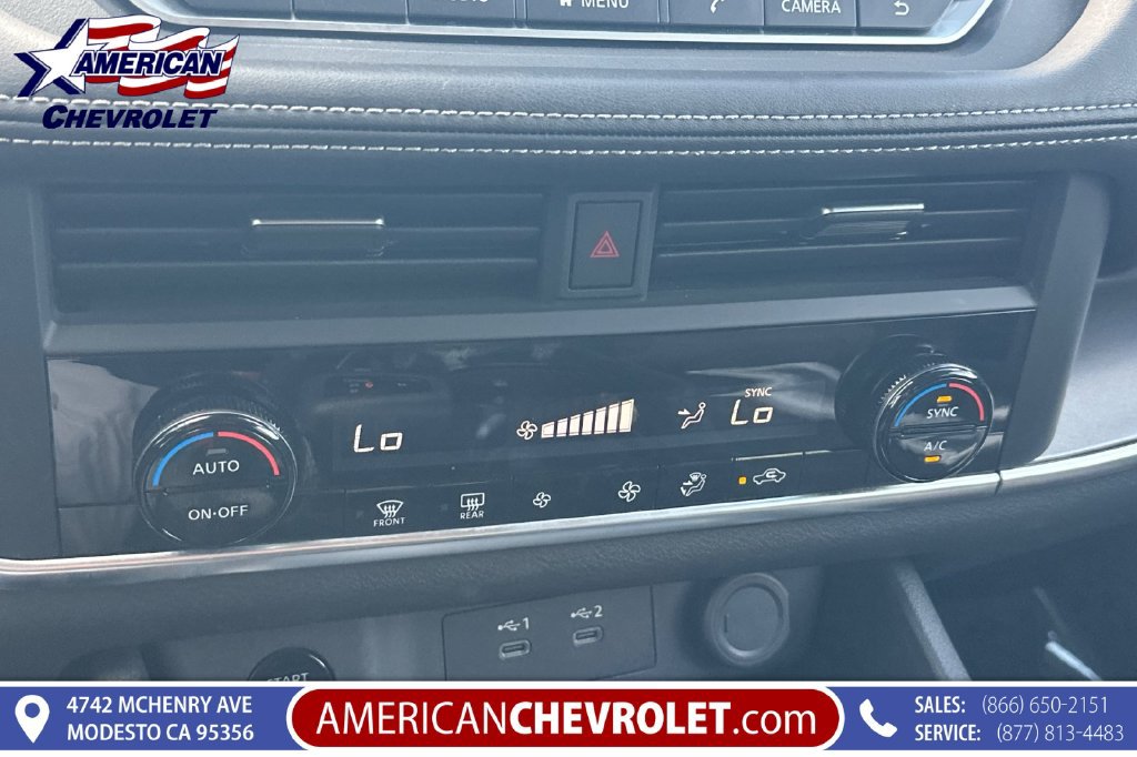 Used 2025 Nissan Rogue SV AWD/4WD image 28