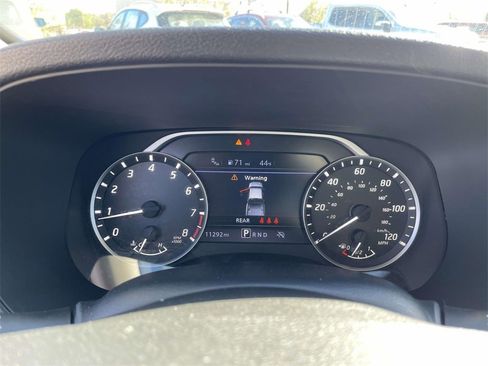 Used 2024 Nissan Frontier SL w/ Technology Package image 22