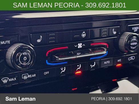 New 2025 Jeep Grand Cherokee Limited w/ Black Appearance Package image 20