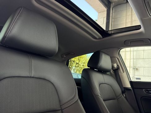 Used 2024 Honda Civic Touring image 26