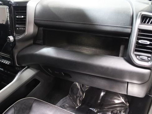 Used 2021 RAM 1500 Laramie AWD/4WD image 25