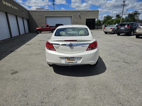 Used 2012 Buick Regal Leather FWD image 3